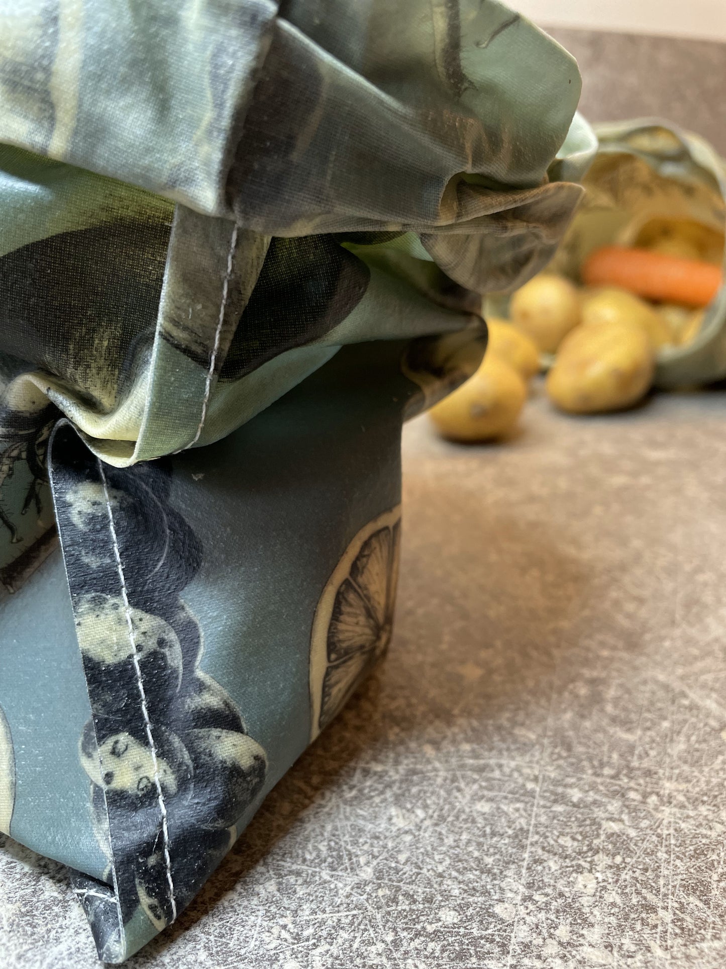 Närbild på Wrap bivaxpåse