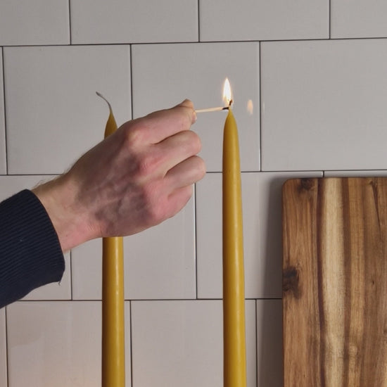 Tänder ett bivaxljus, film